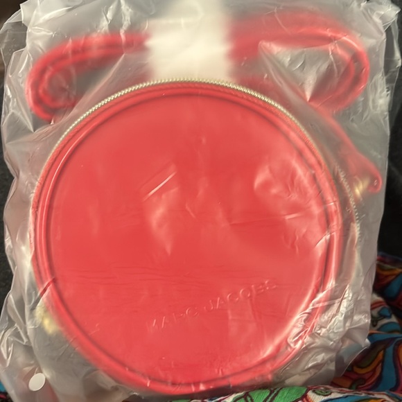 ♥️ Marc Jacobs Mini Crossbody Round Circle Canteen Bag 4" Red Patent Leather - Picture 10 of 12